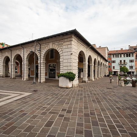 Suite "Castello" Del Garda - Apt Per Coppie Garda Дезенцано-дель-Гарда Экстерьер фото
